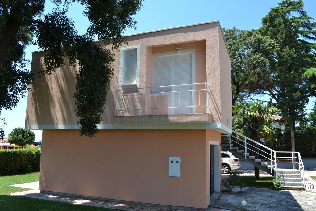 Apartments Lungomare Umag Exterior photo