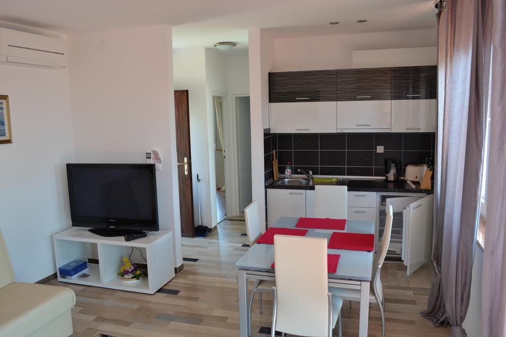 Apartments Lungomare Umag Room photo